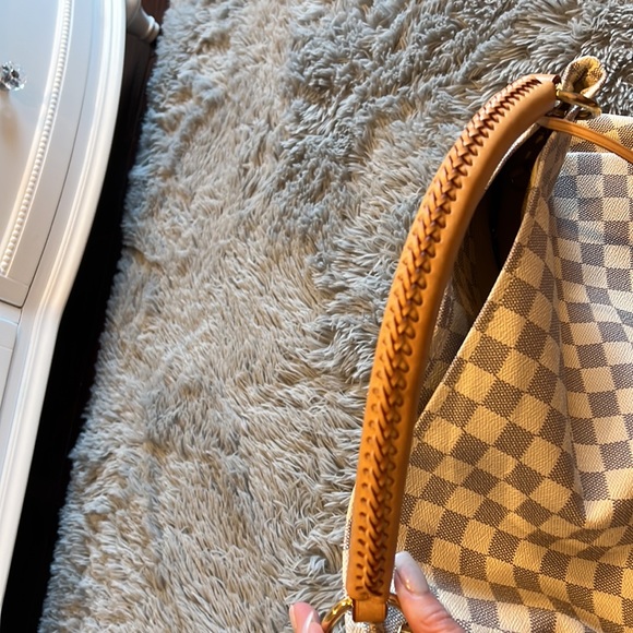 Louis Vuitton Artsy Damier *AUTHENTIC* - Picture 7 of 16